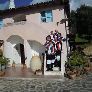 Camisadu Alloggio per agriturismo Oliena