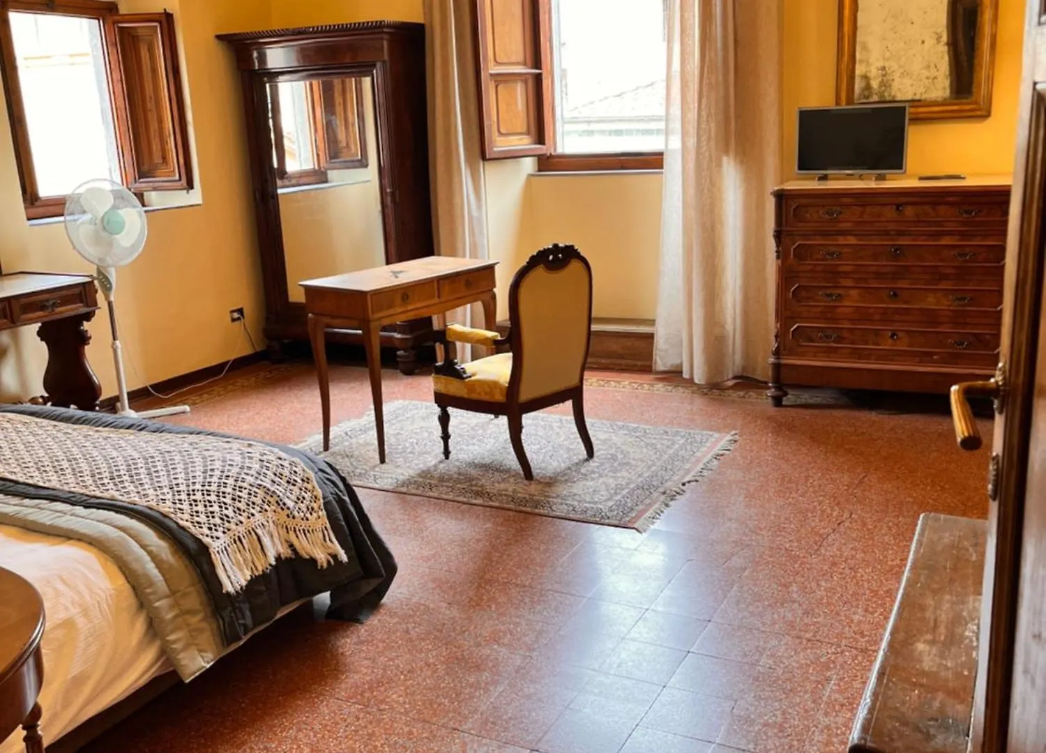 Al Palazzo Del Capitano - Dimora Storica Bed & Breakfast Pistoia